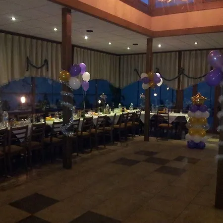 Hotel Tsarevets Family 3*