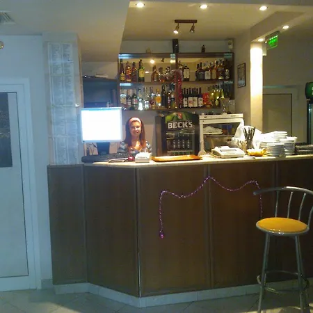 Tsarevets ホテル 3*