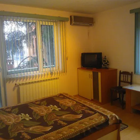 Szálloda Tsarevets Family 3*