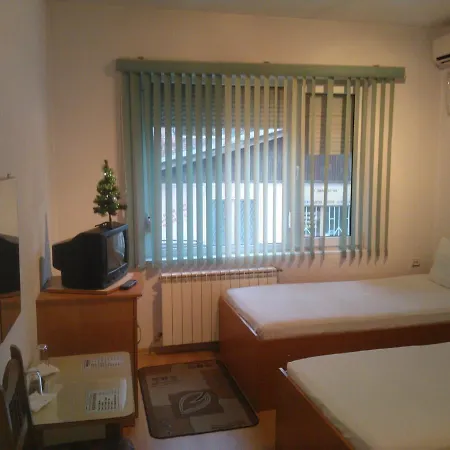 ホテル Tsarevets アセノヴグラト